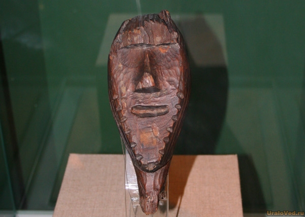 Деревянный идол с Шигирского торфяника